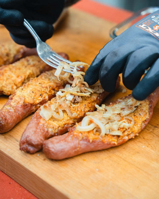 Bratwurst Boats: Gevulde Braadworsten
