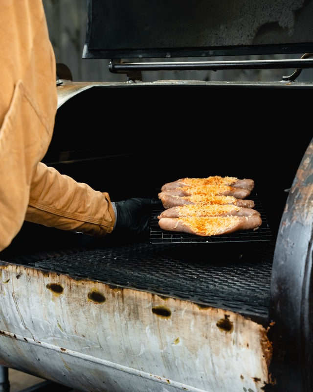Bratwurst Boats: Gevulde Braadworsten